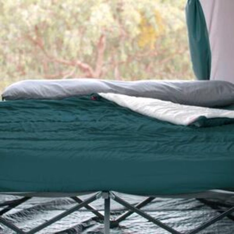 up-to-76%-off-darche-kozi-sleeping-bags,-adult-$30-/-junior-$20-+-shipping-@-darche
