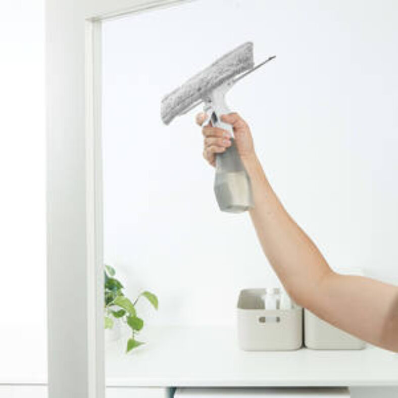 spray-squeegee-$1-+-delivery-($0-c&c/-in-store/-onepass/-$65-order)-@-kmart
