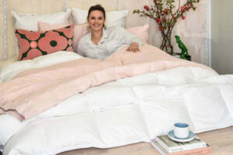 50%-off-80%-duck-down-(705-fill-power)-quilts-eg.-winter-weight-king-size-$450-delivered-@-eiderdown
